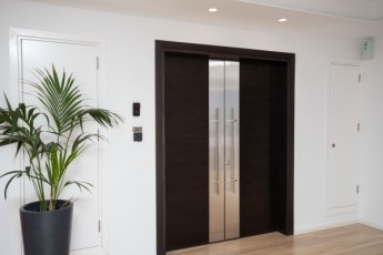Офис в аренду в престижном бизнес-центре в Лимасоле / Office